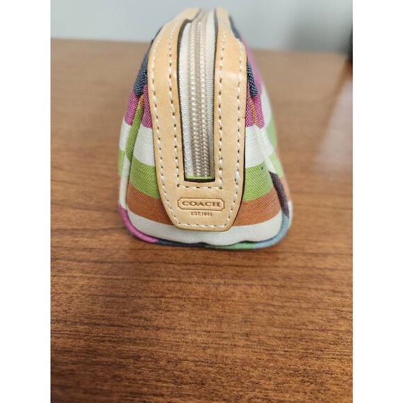 COACH Vintage Stripe canvas and leather trim Makeup Bag with 2 charms (PF) - Picture 5 of 11